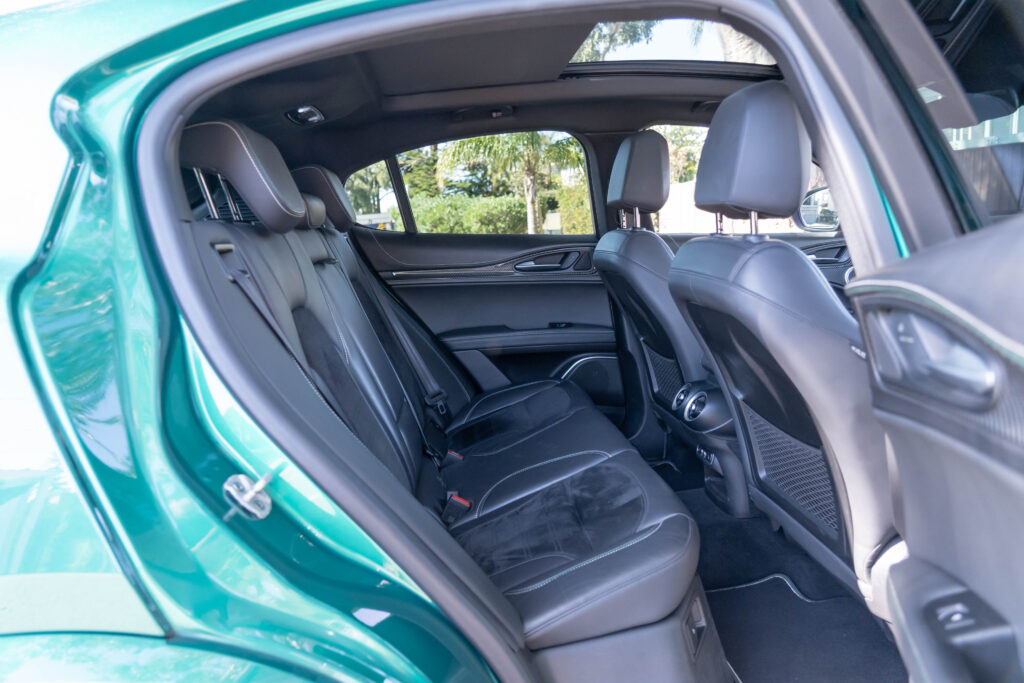 Car Image 28
