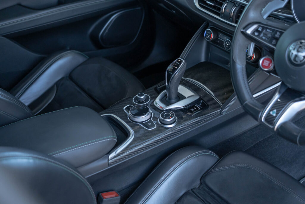 Car Image 21