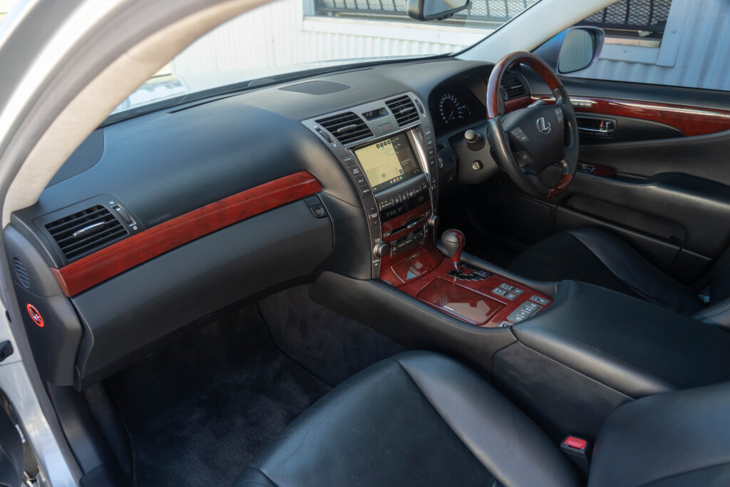 Car Image 4